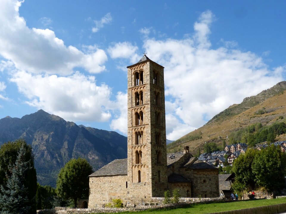 Bell tower catalunya taüll
