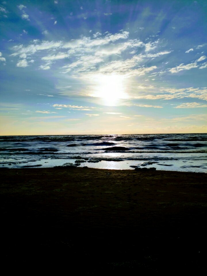 Sun air sea