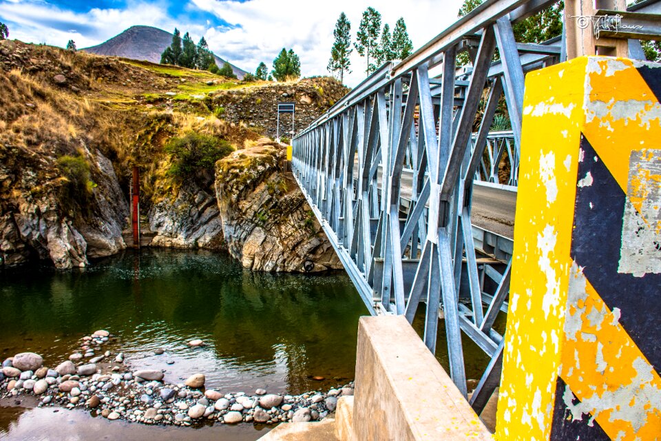 Bridge river structure