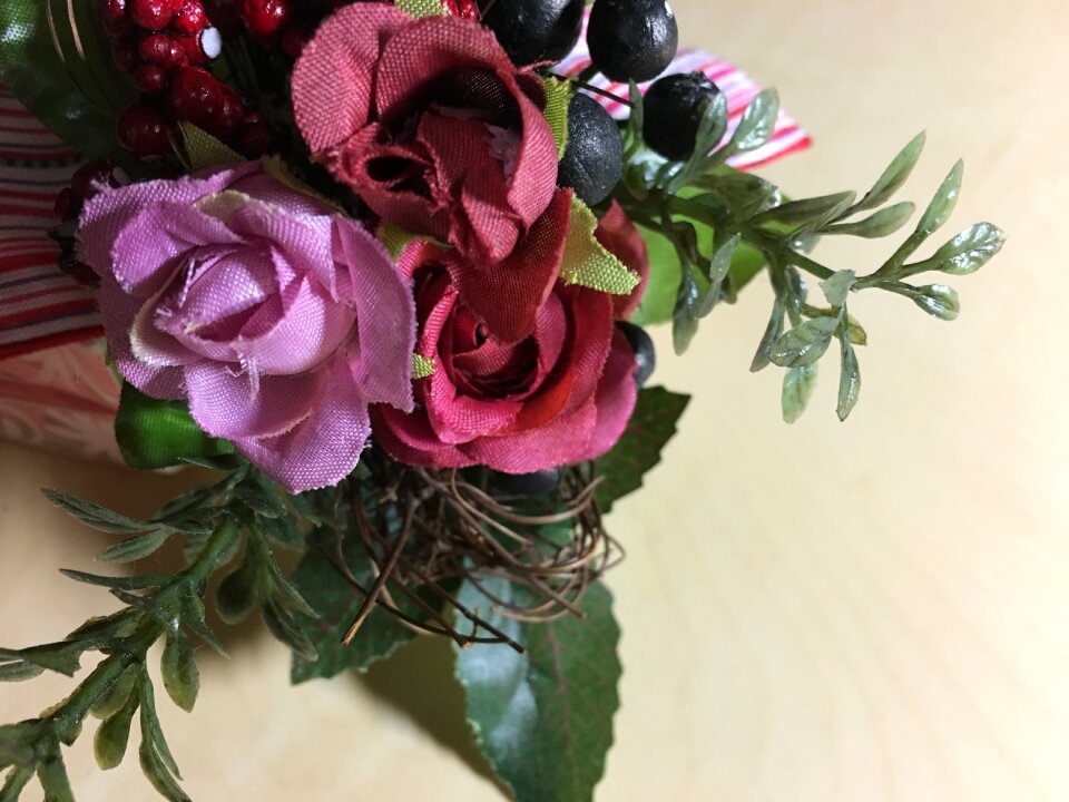 Artificial flowers rose wrapping