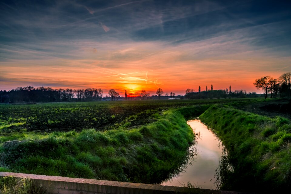 Twilight nature air