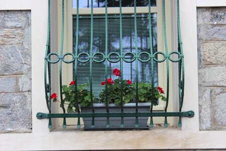 Red window istanbul