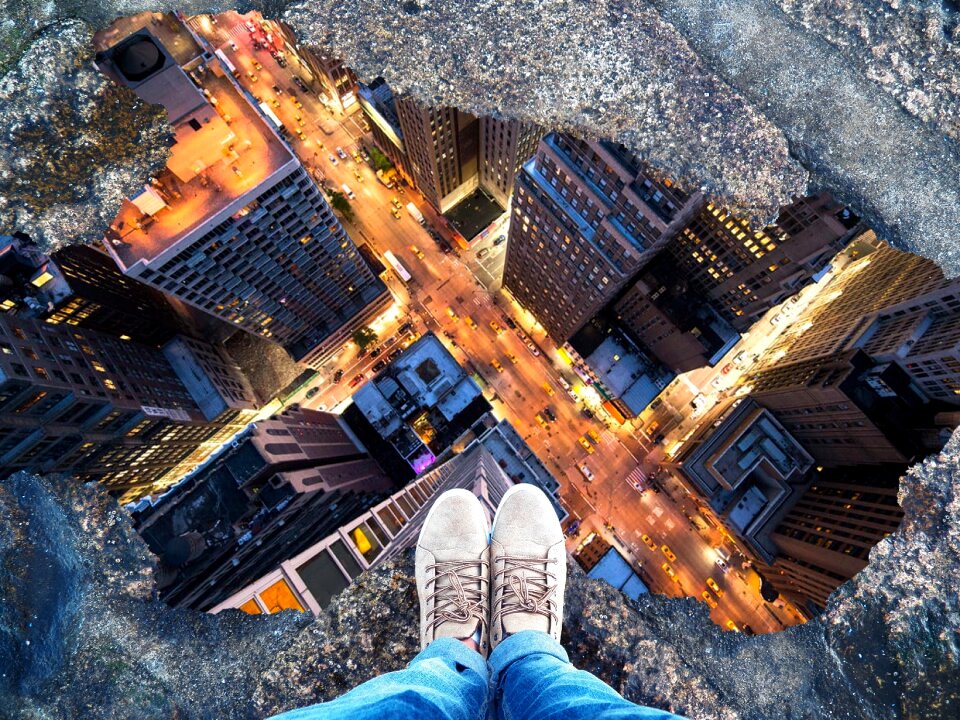 Perspective street buildings