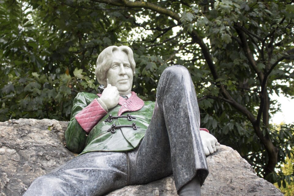 Places of interest sculpture statue