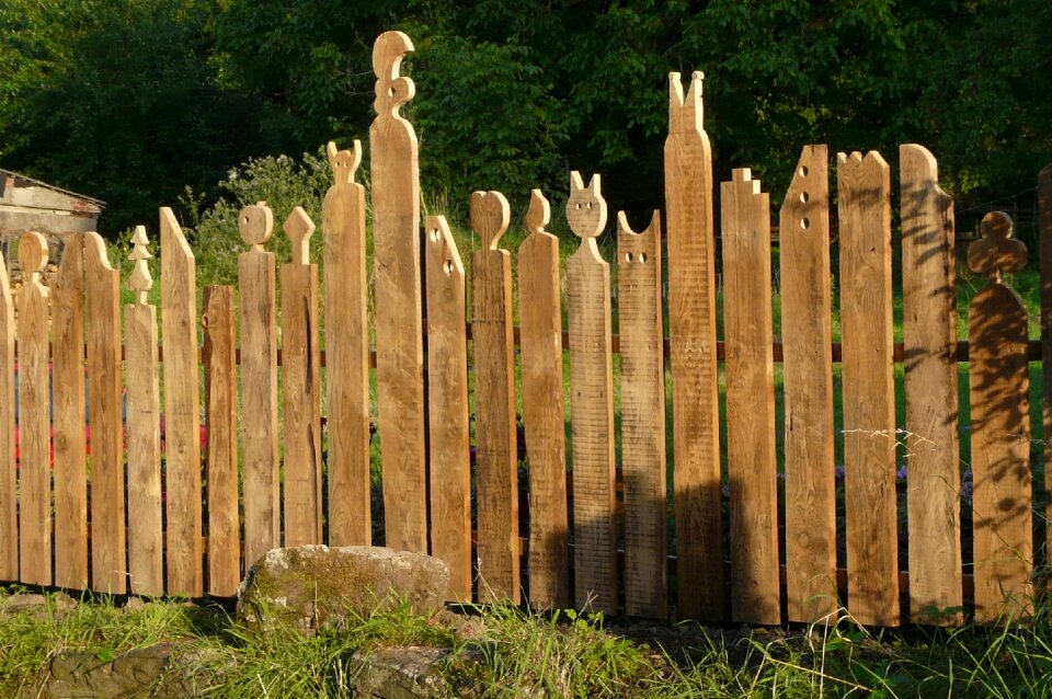 Demarcation protection palisade