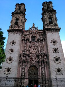 Taxco church architecture