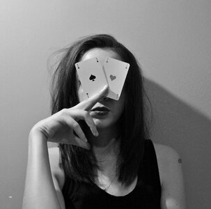 Seriously hand cards
