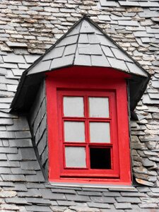 Popular architecture val d'aran broken glass photo