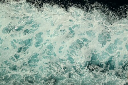 Sea ship foaming
