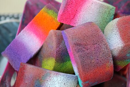 Creative brush sponge