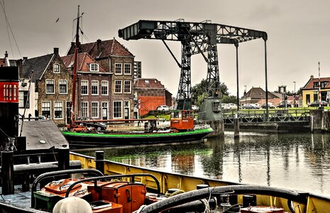 Drawbridge port bridge