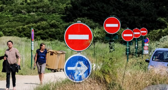 No entry brittany cancale