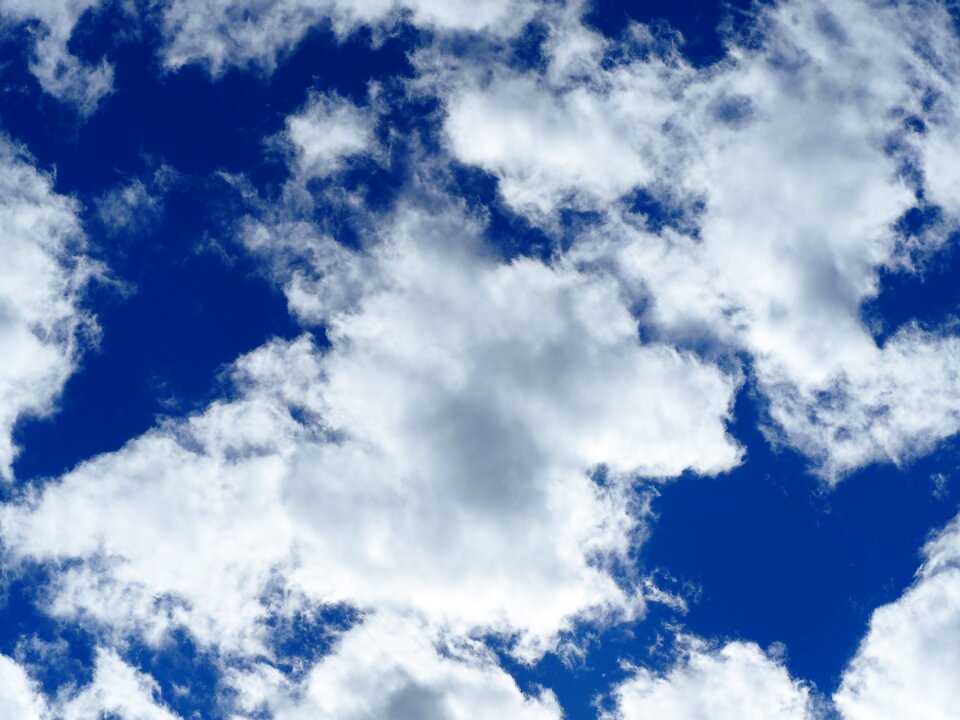 W clouds sky white