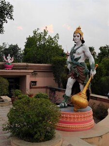 God hinduism temple