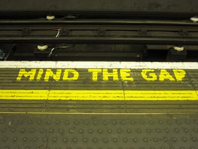 London underground cap traffic photo
