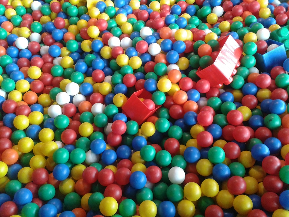 Ball bath background color