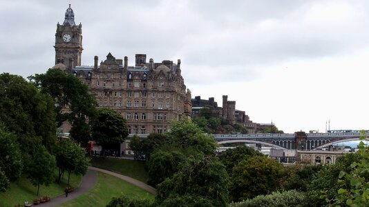 Edinburgh buildings landscape