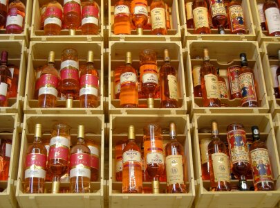 Pink white wine colors