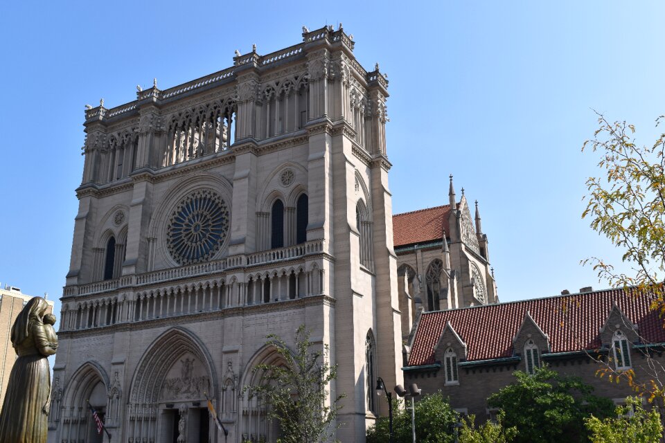 Cathedral church architecture