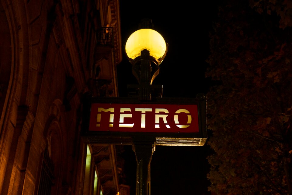 Street lamp historical places of interest