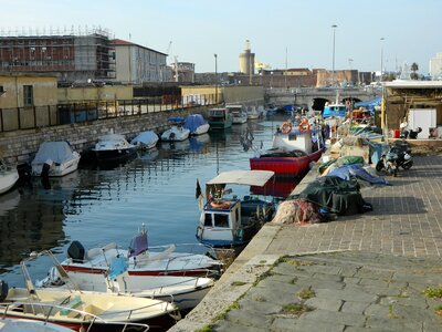 Italia boats tuscan
