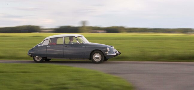 Gris ciel lourd lhs citroen ds