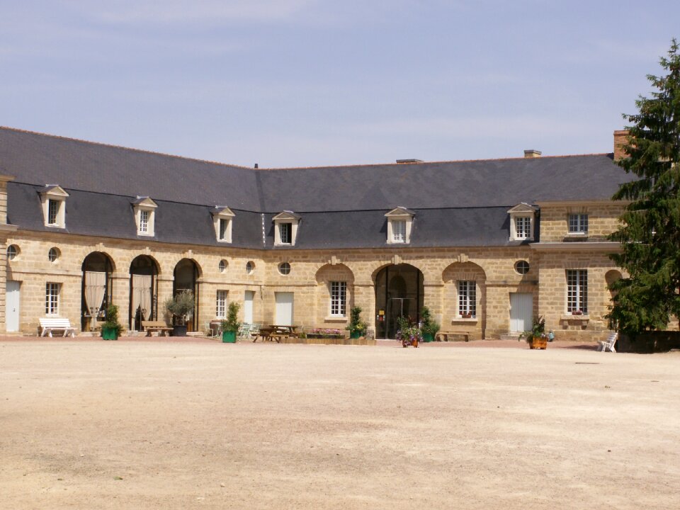 History baron foullon