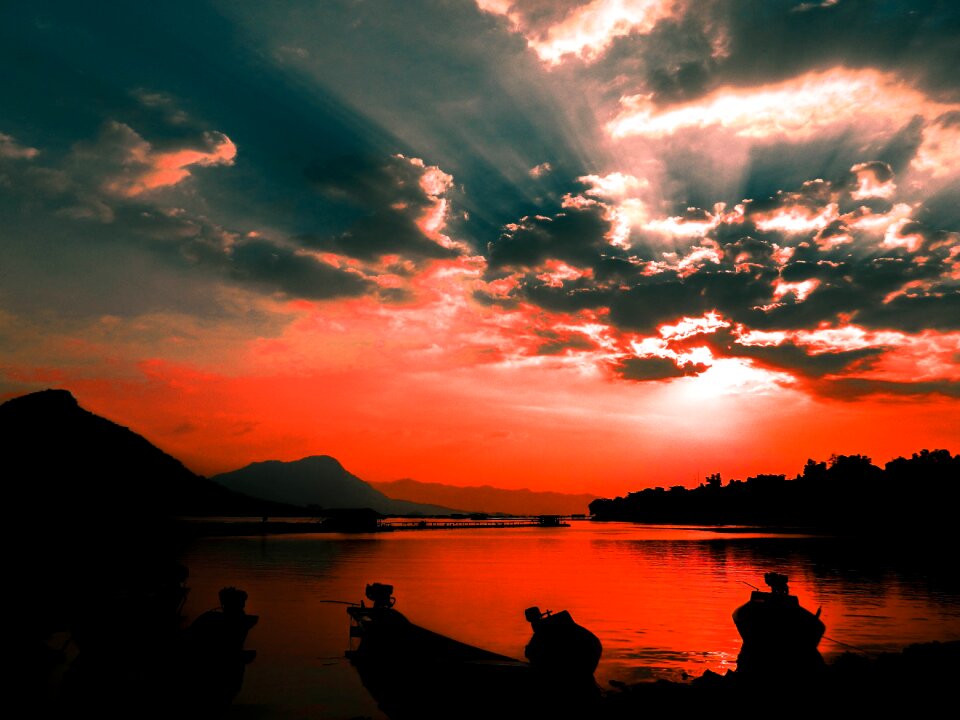 Sunset behind the sky dijatiluhur