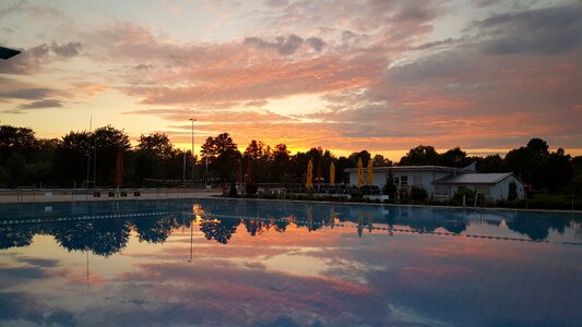 Afterglow sky mirroring