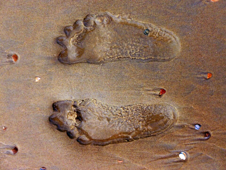 Sand beach ten barefoot photo