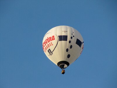 Hot air balloon ballooning blue sky photo