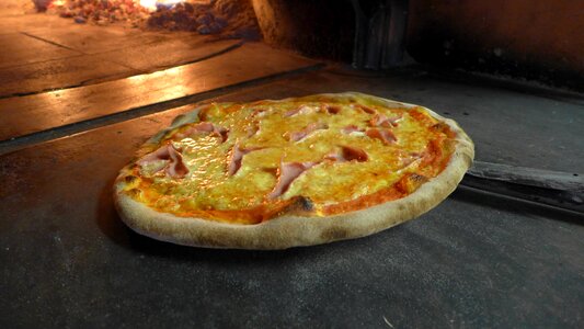 Pizza oven lunch scalloped
