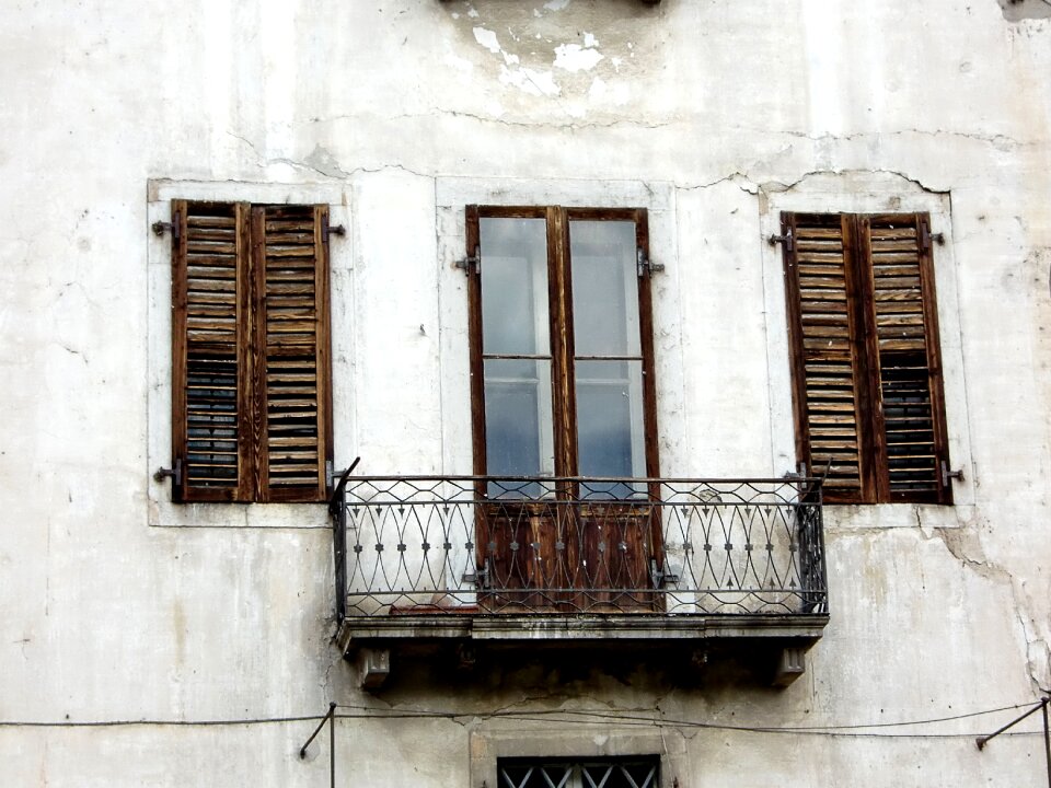 Facade historically weathered