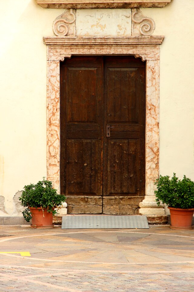 Old door house entrance old