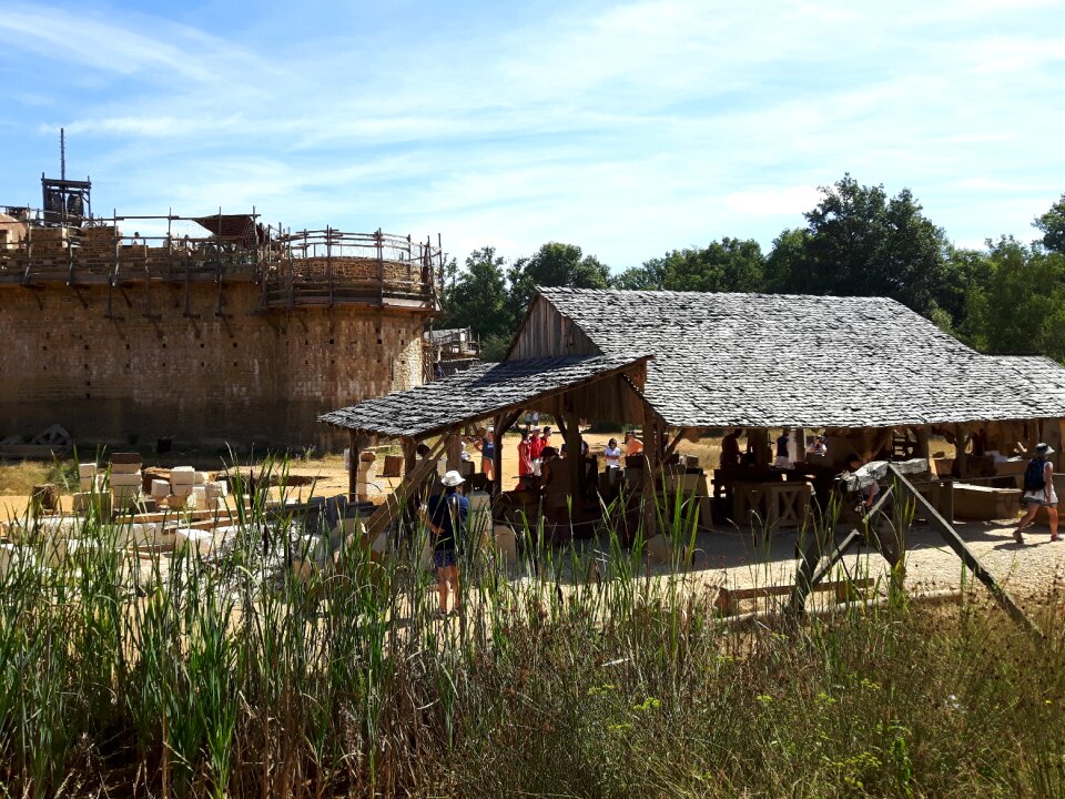 France reanactment shelter