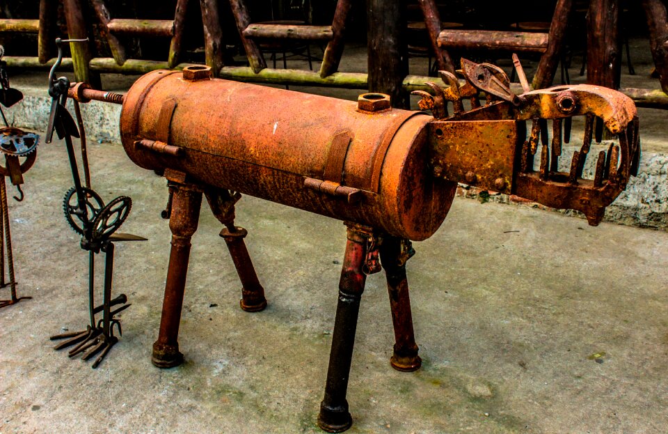 Sculpture art statue