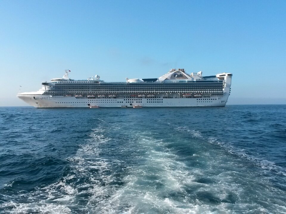 Travel vessel vacation
