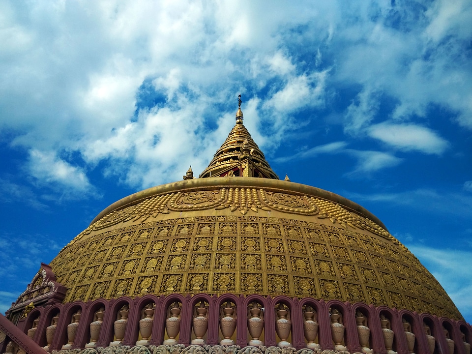 Blue gold dome