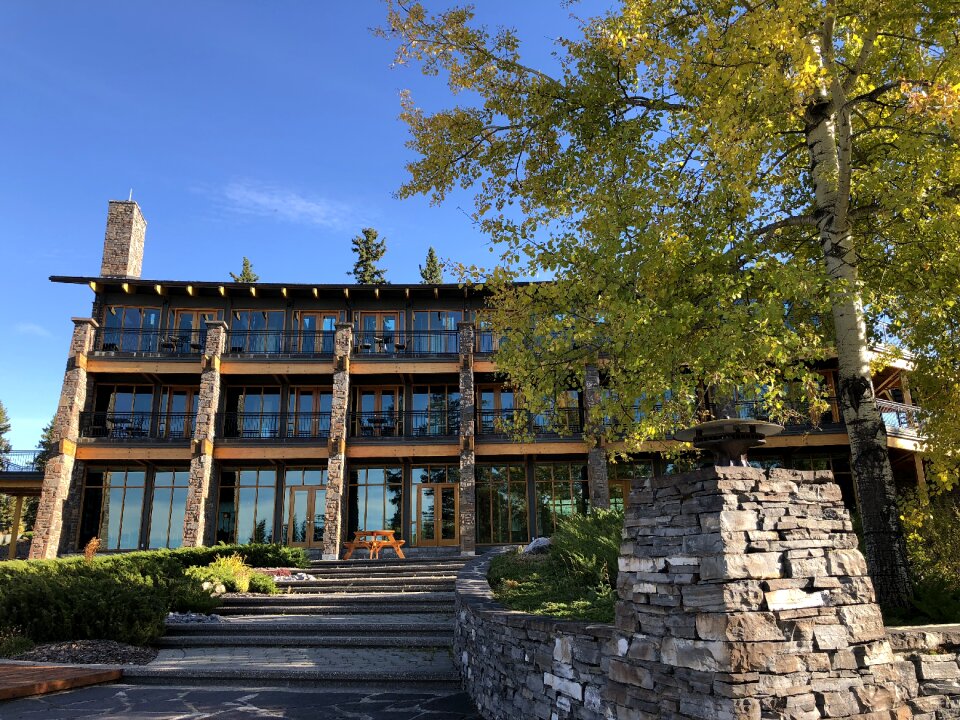 Home sky retreat centre