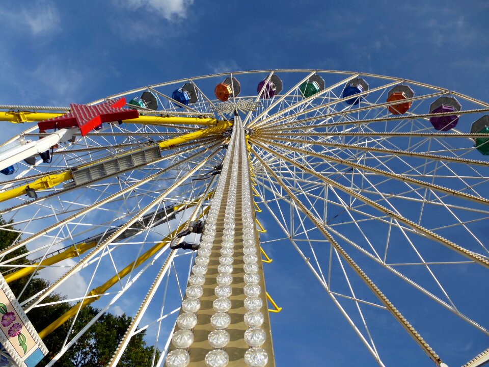 Fairground dedication ride