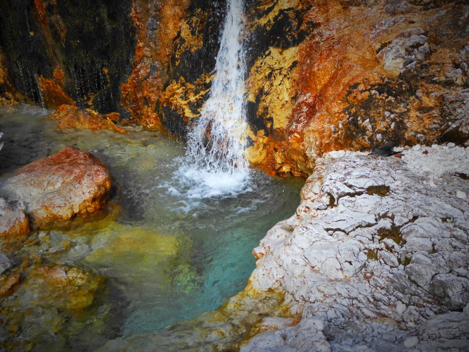 Mountain source water bach