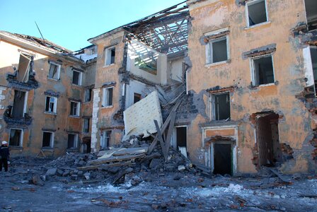Collapse architecture winter