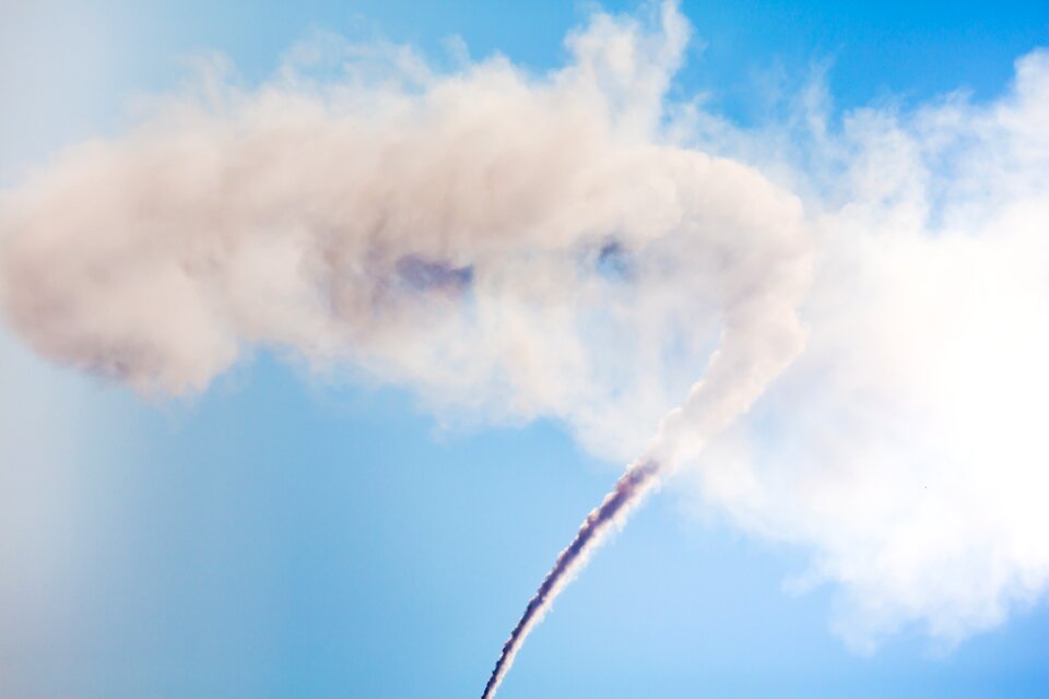 Cloud sky flight