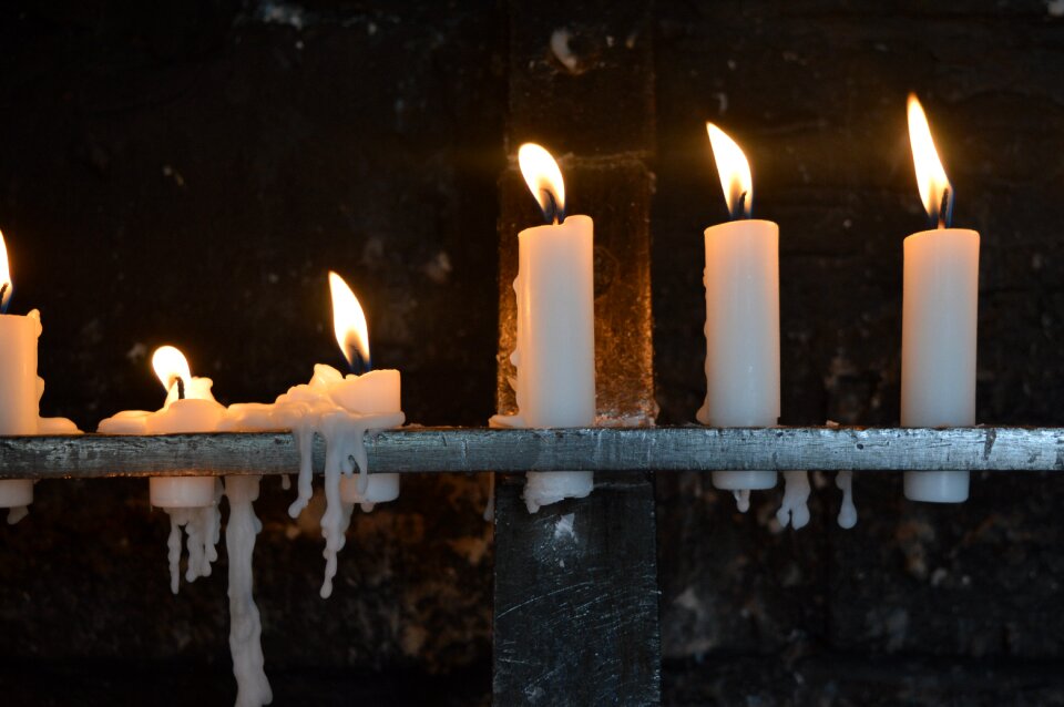 Memorial commemoration candle light photo