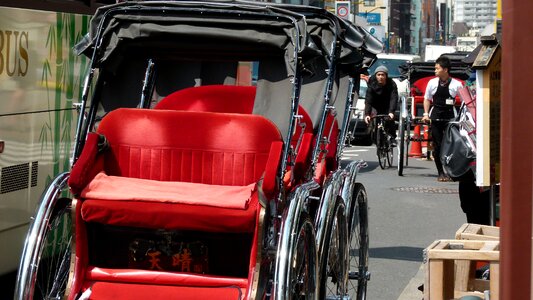 Calm jinrikisha rickshaw photo