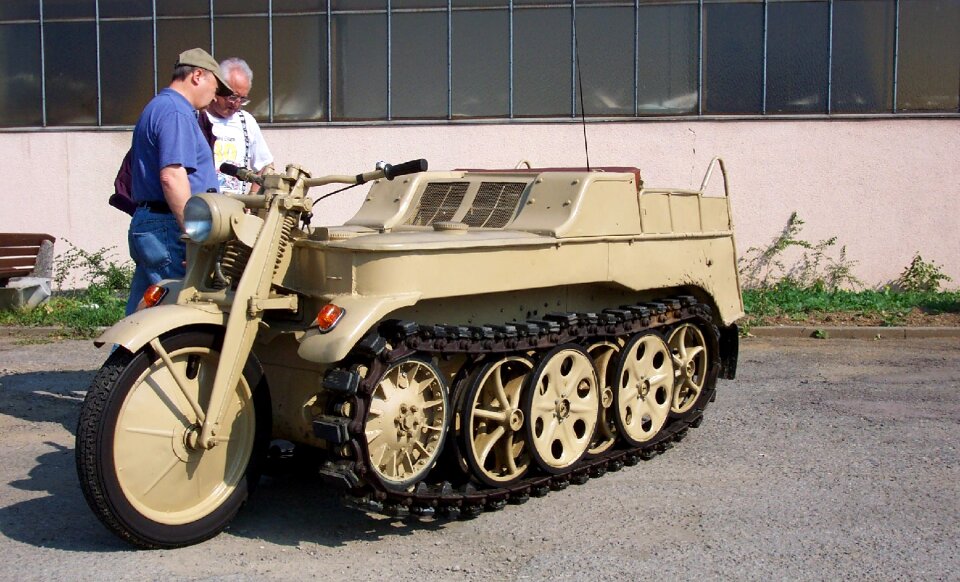 World war 2 tracked vehicle unique