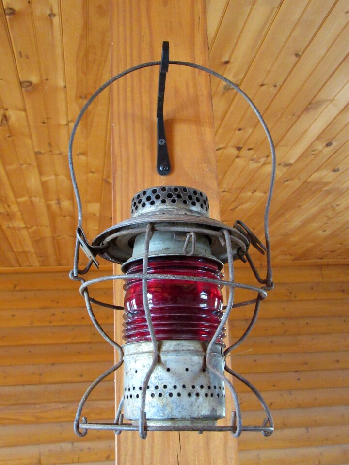Illuminate cabin nineteenth century