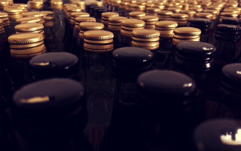Bottlecap glass alcoholism