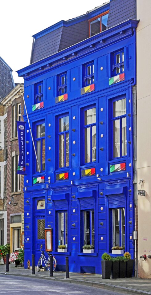 Striking row of houses architecture