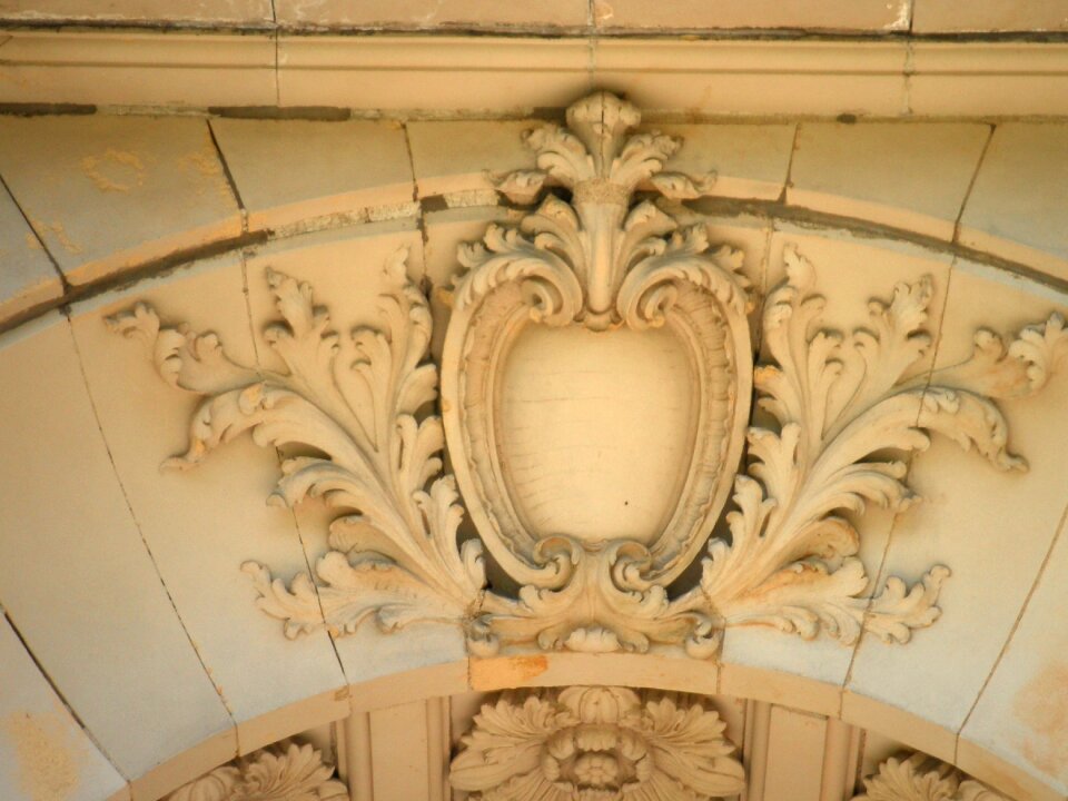 Structure antique old